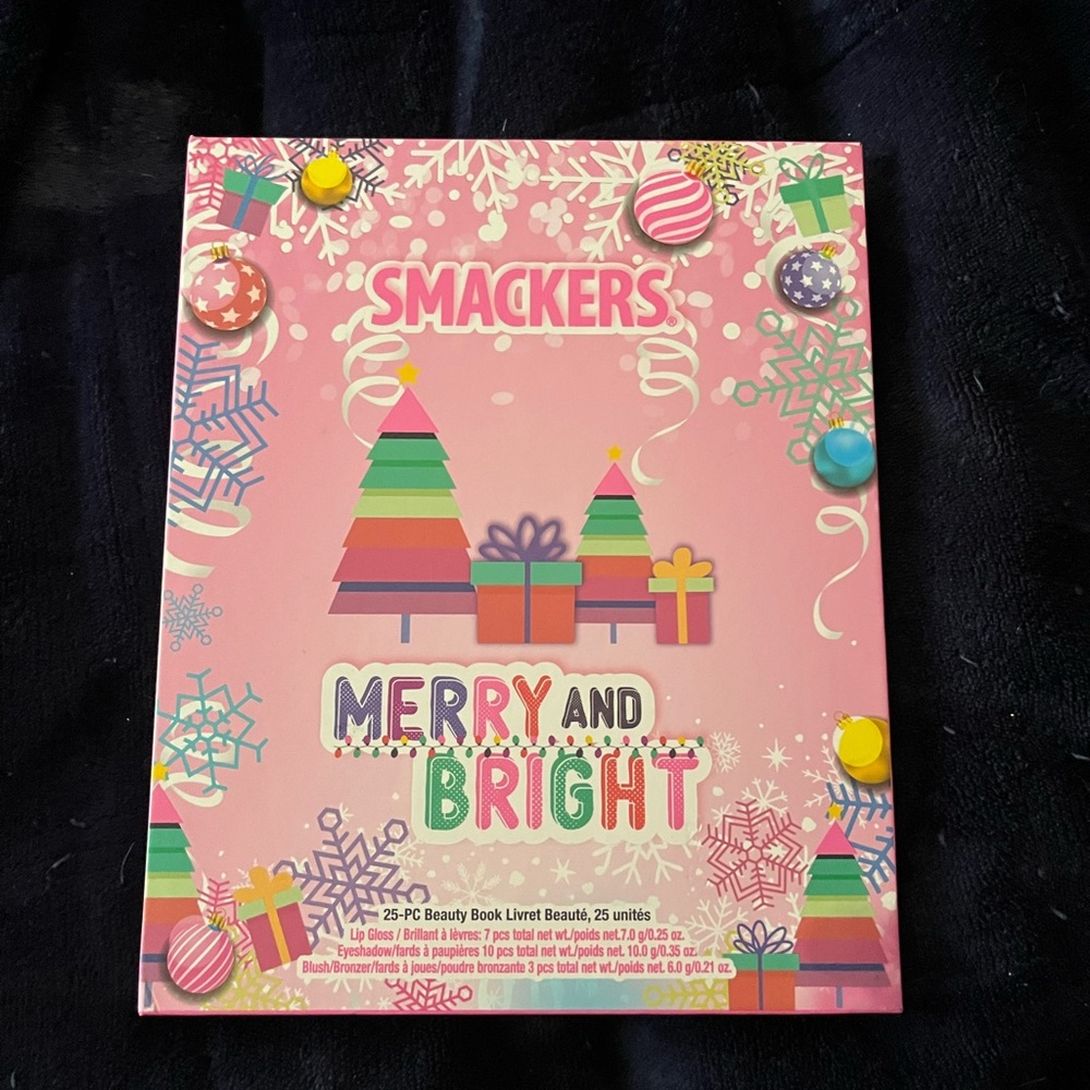 Smackers Merry and Bright Kids Beauty Book - Pink